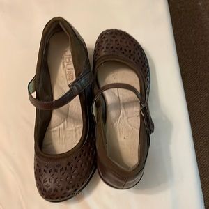 Jambu comfy wedges. Size 7.5.